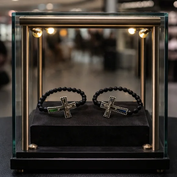 Cross turquoise wish bracelets - Picture 1 of 2